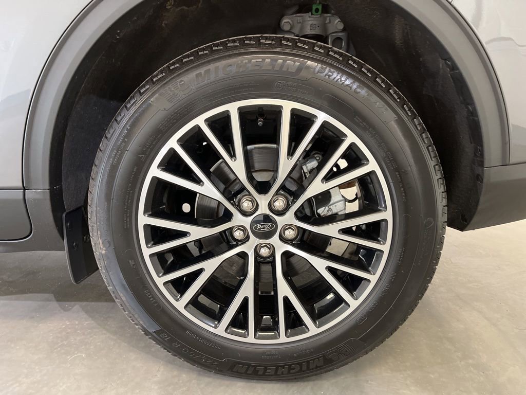 Used 2025 Ford Escape SE FWD image 10