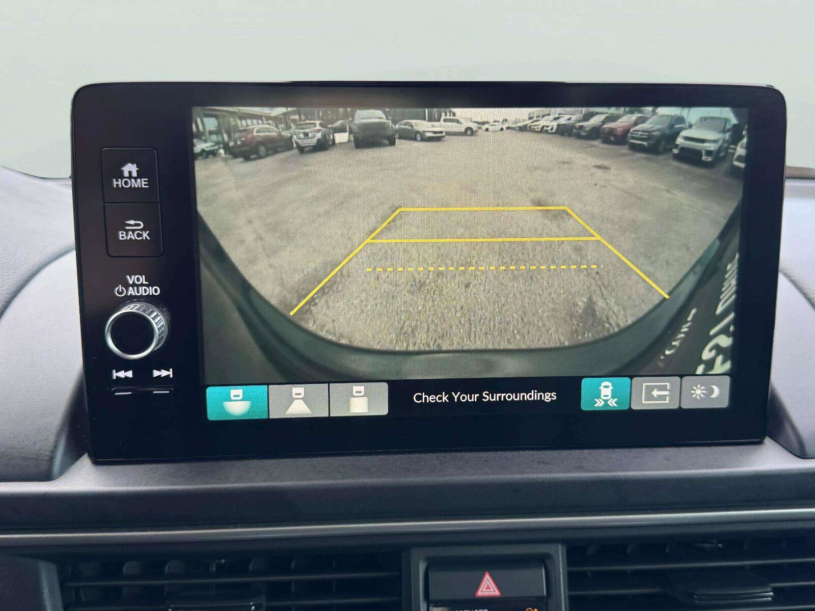 Used 2023 Honda Pilot Touring image 28