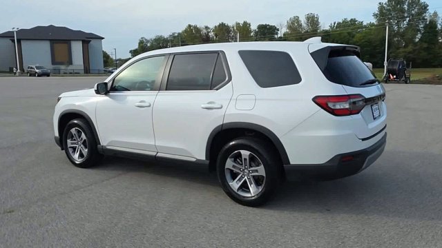 Used 2023 Honda Pilot EX-L image 5
