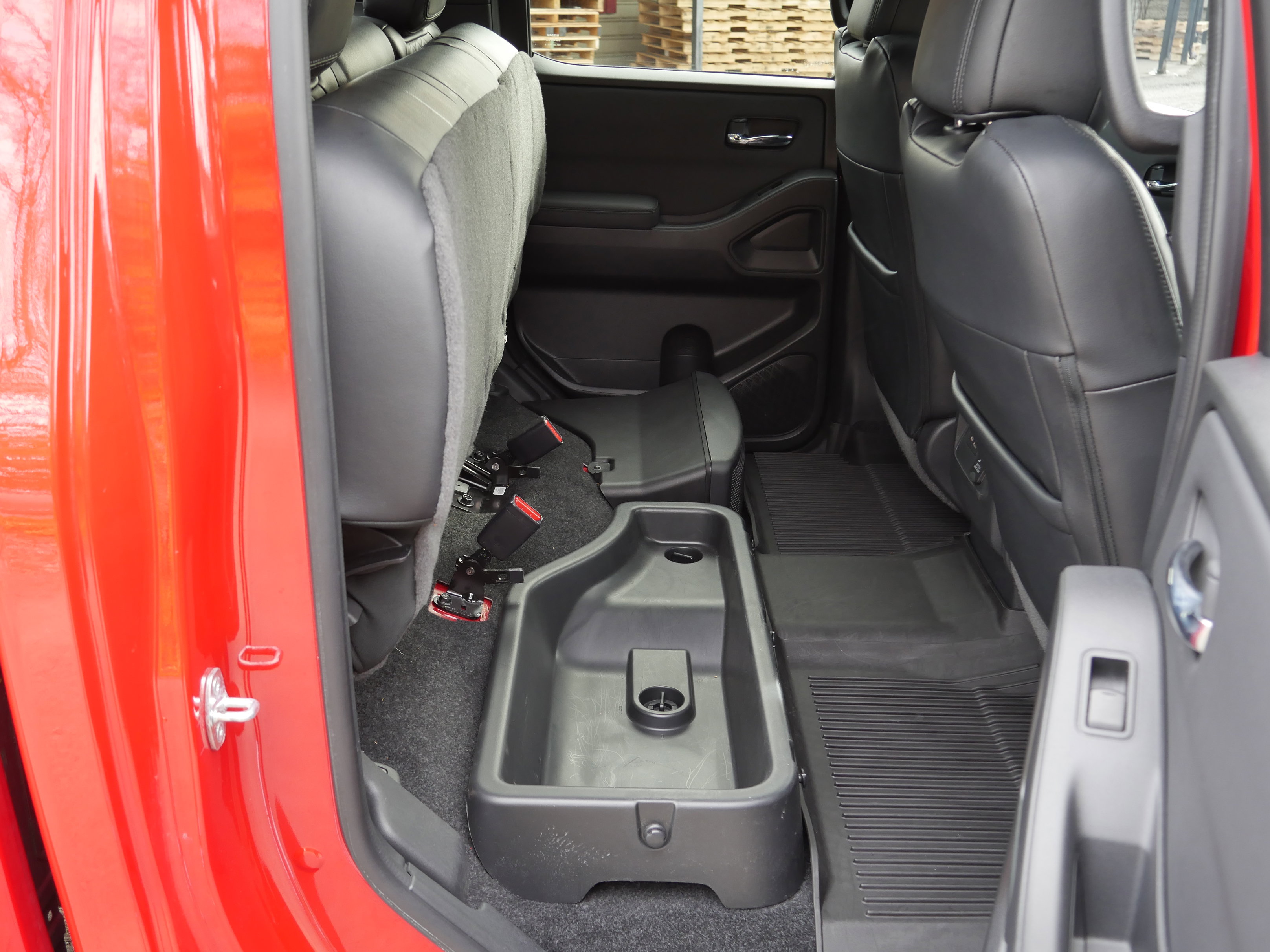 Certified 2022 Nissan Frontier PRO-4X w/ Pro-4X Premium Package image 30