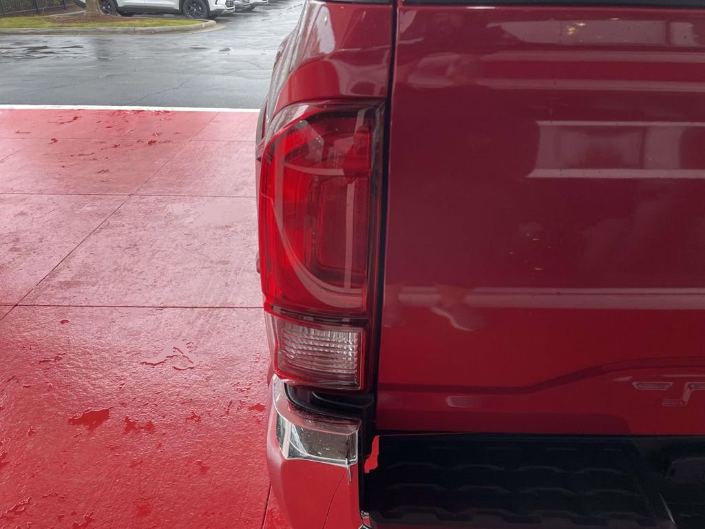 Used 2022 Toyota Tacoma SR5 image 20