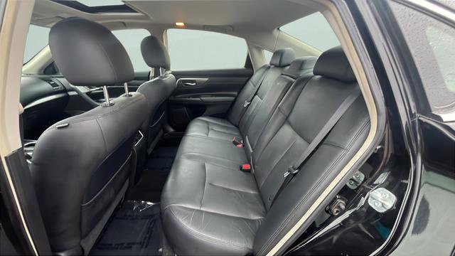 Used 2013 Nissan Altima 2.5 SL w/ Technology Pkg image 22