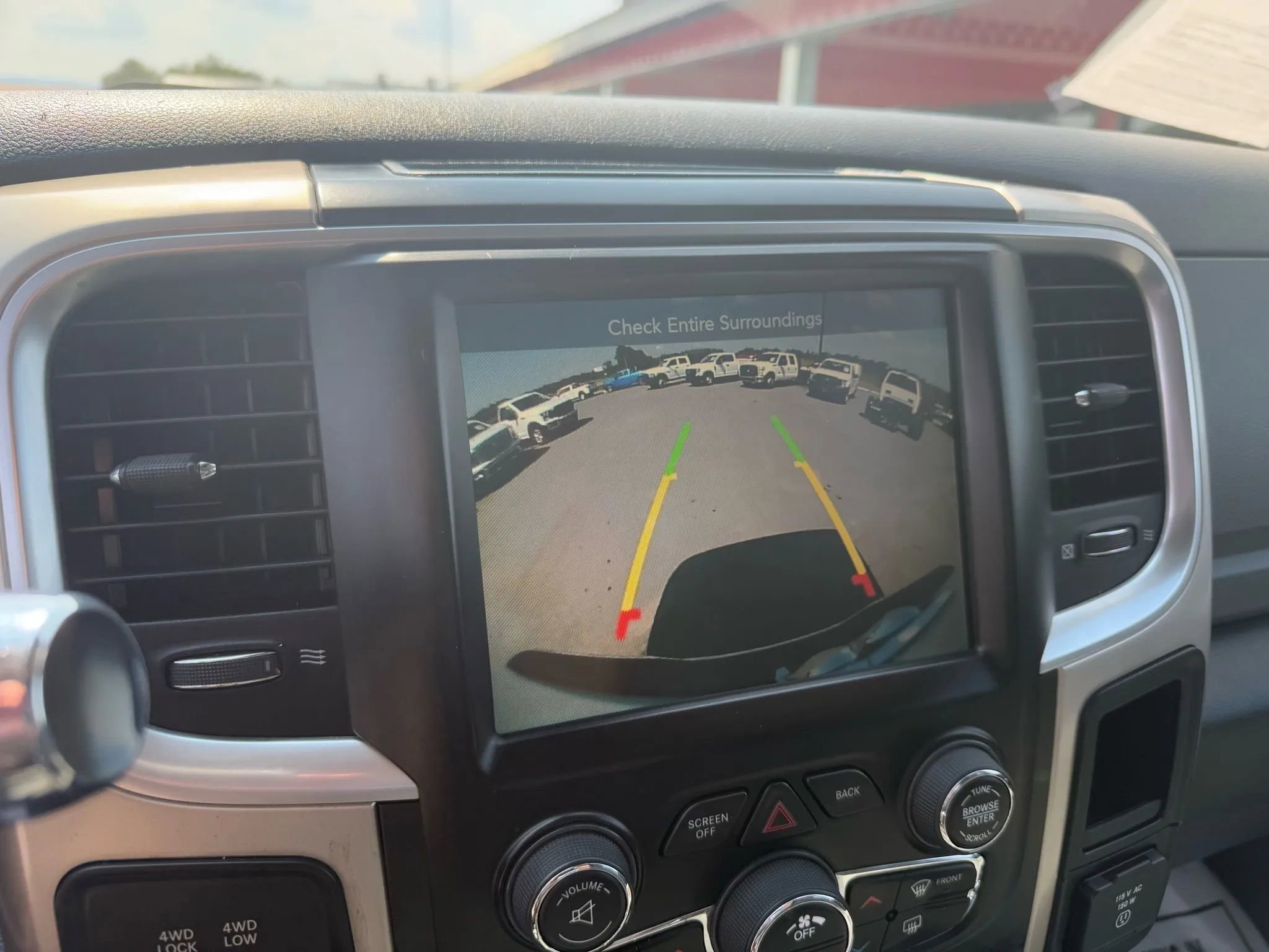 Used 2017 RAM 2500 SLT image 10