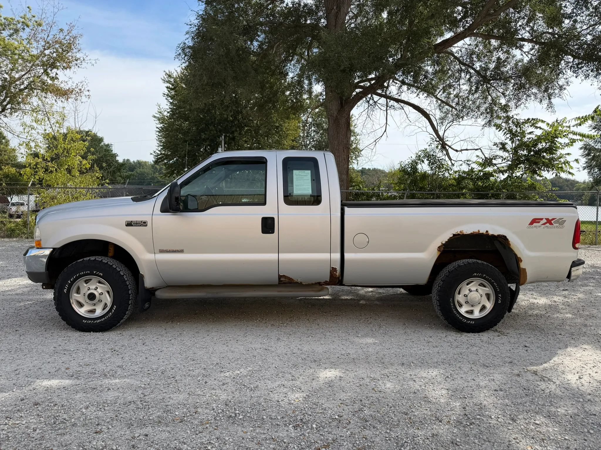 Used 2004 Ford F250 XLT AWD/4WD image 8