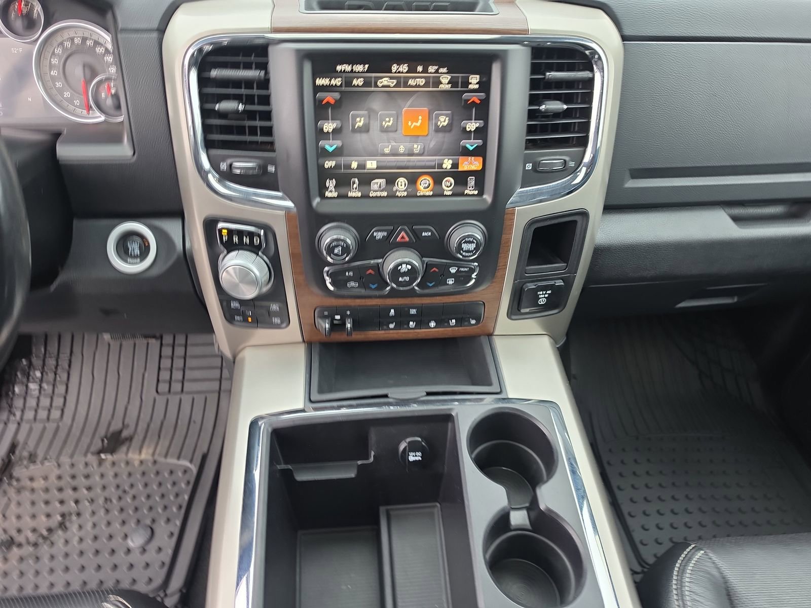 Used 2015 RAM 1500 Laramie w/ Convenience Group AWD/4WD image 13