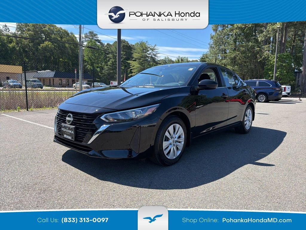 Used 2025 Nissan Sentra S FWD image 1