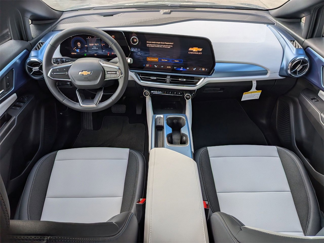 New 2026 Chevrolet Equinox EV LT image 20