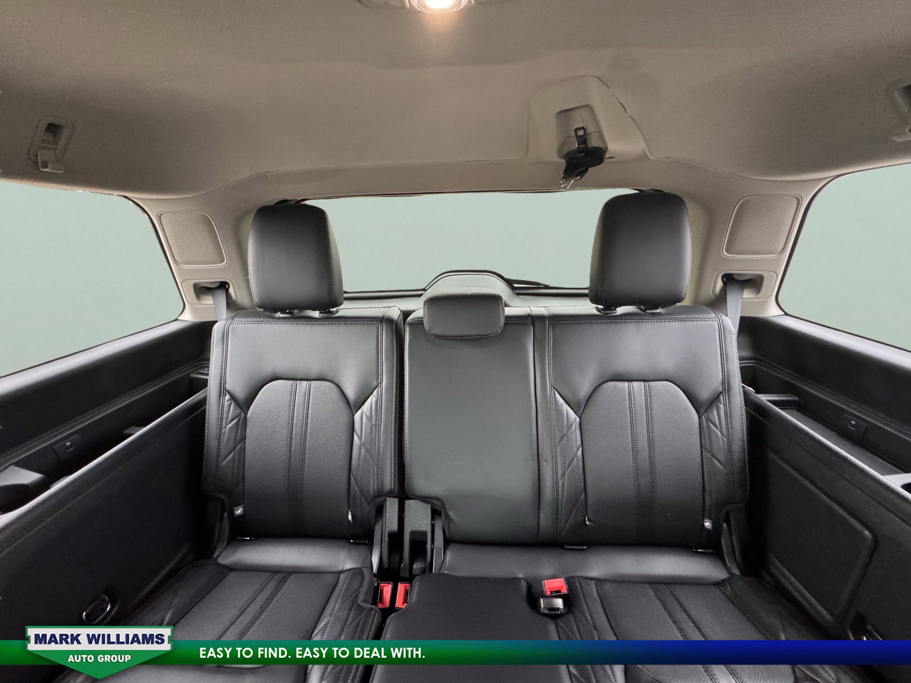 Used 2020 Ford Expedition Platinum image 30