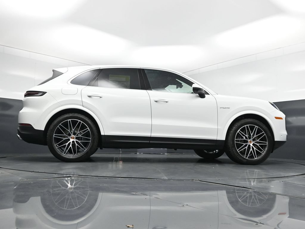 New 2026 Porsche Cayenne E-Hybrid AWD/4WD image 26