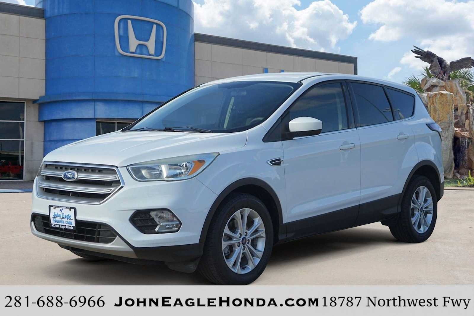 Used 2017 Ford Escape SE
