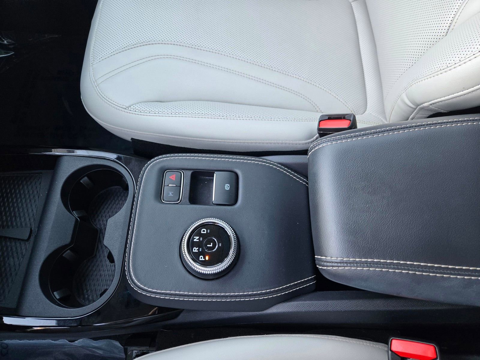 Used 2022 Ford Mustang Mach-E Premium image 25