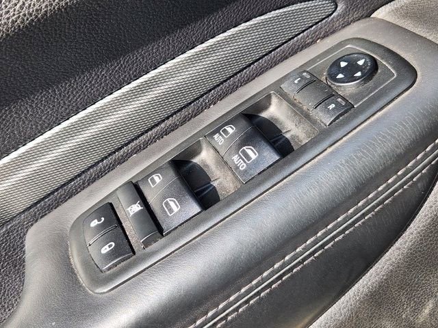 Used 2019 Dodge Durango R/T w/ Blacktop Package RWD image 21