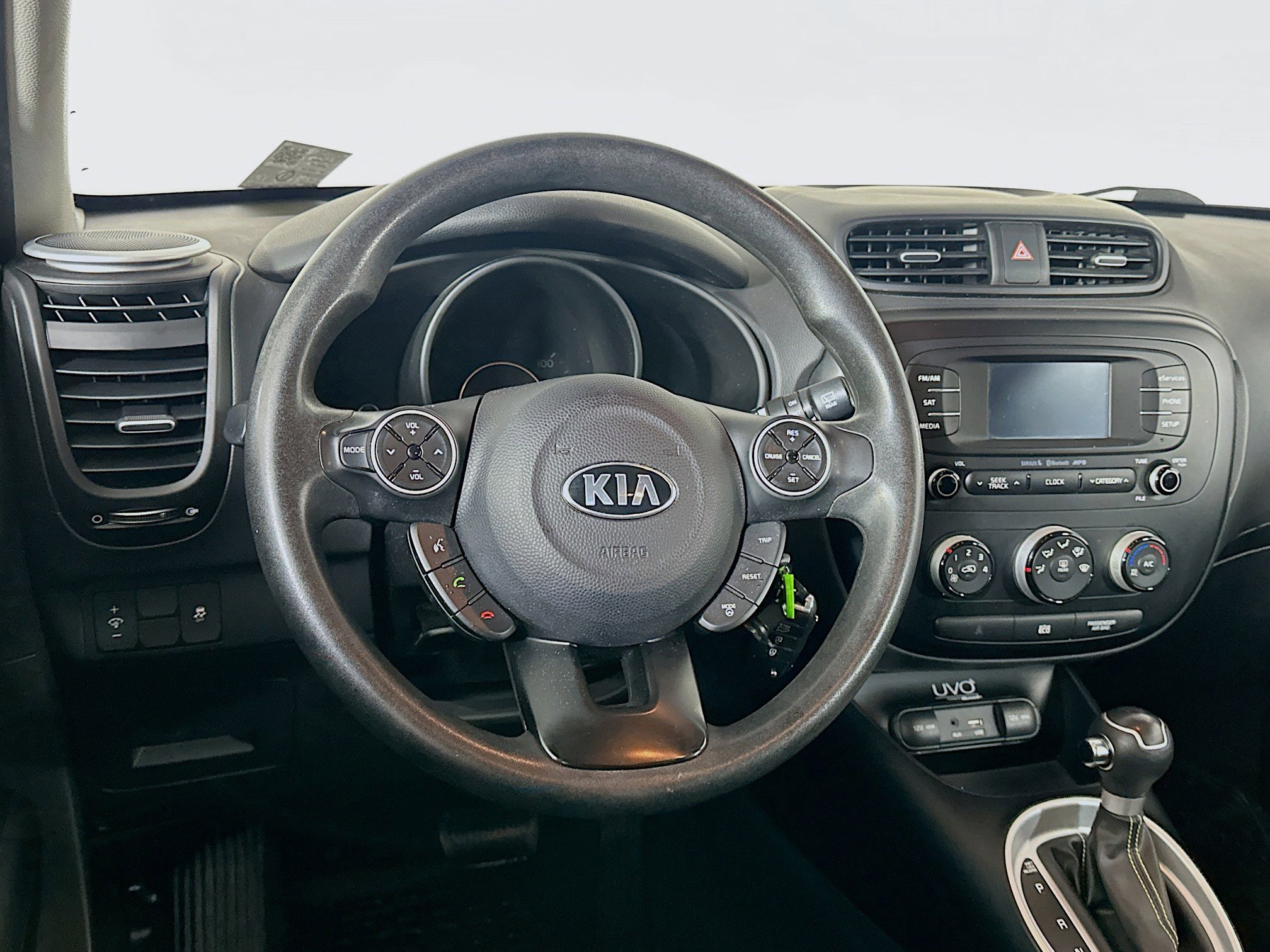 Used 2015 Kia Soul + FWD image 18