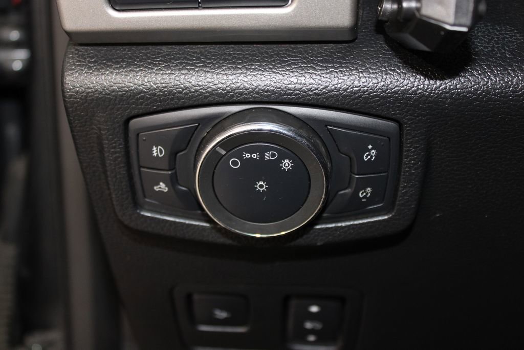 Used 2019 Ford F350 Lariat w/ Lariat Ultimate Package image 22