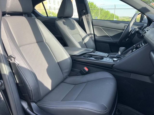 Used 2025 Lexus IS 350 F Sport image 27