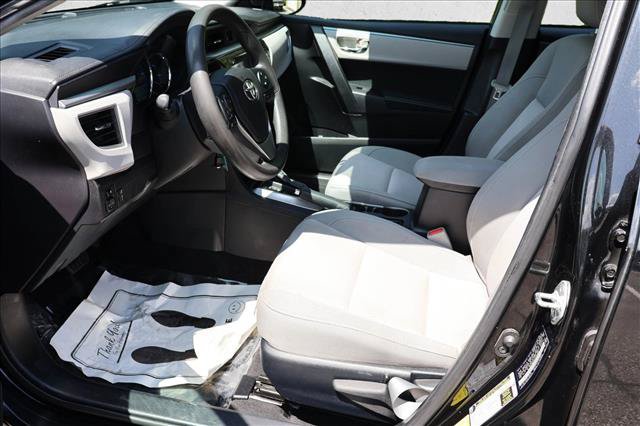 Used 2015 Toyota Corolla LE FWD image 11