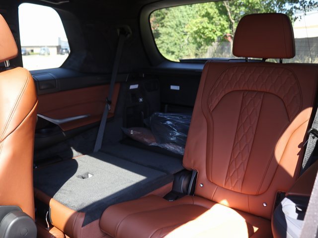 New 2026 BMW X7 xDrive40i image 29