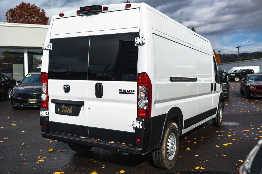 New 2026 RAM ProMaster 2500 w/ Convenience Group FWD image 8