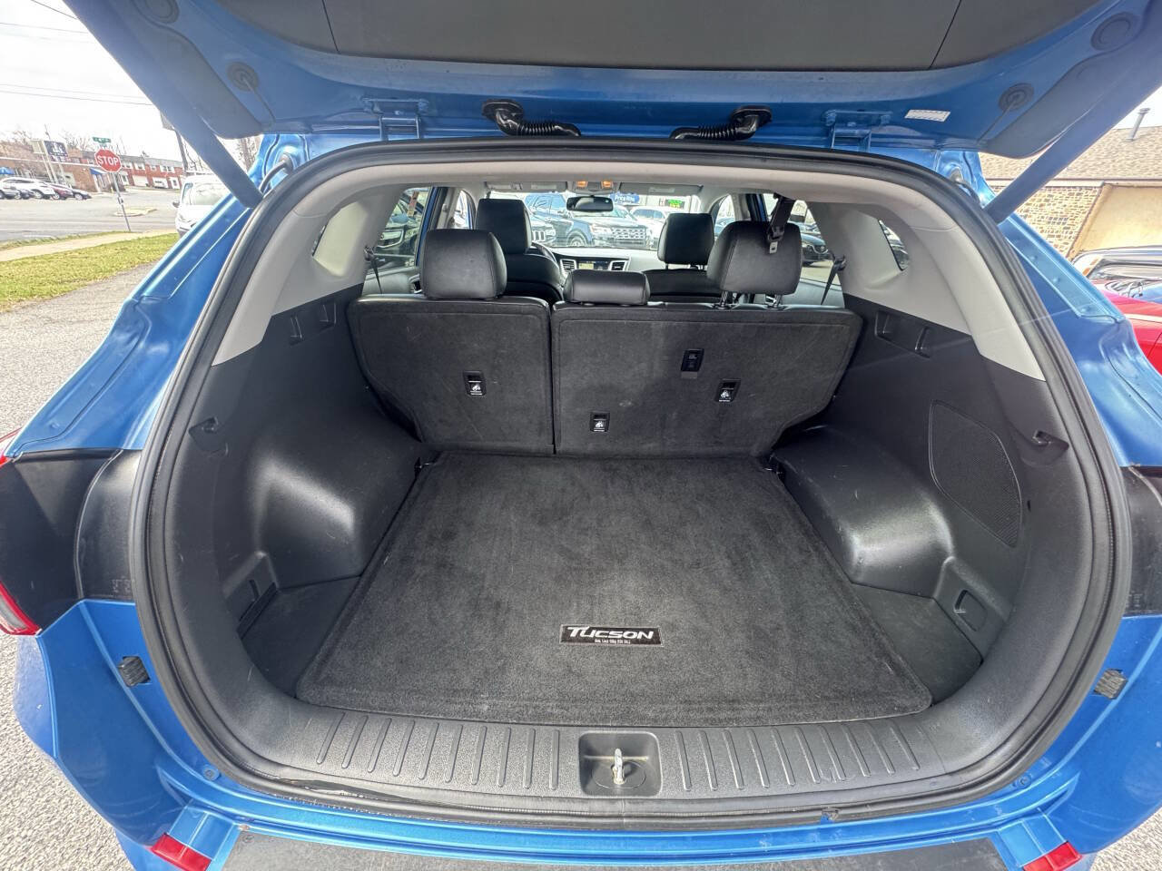 Used 2017 Hyundai Tucson Limited w/ Cargo Package AWD/4WD image 22