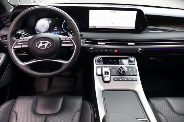 Used 2025 Hyundai Palisade Calligraphy image 6