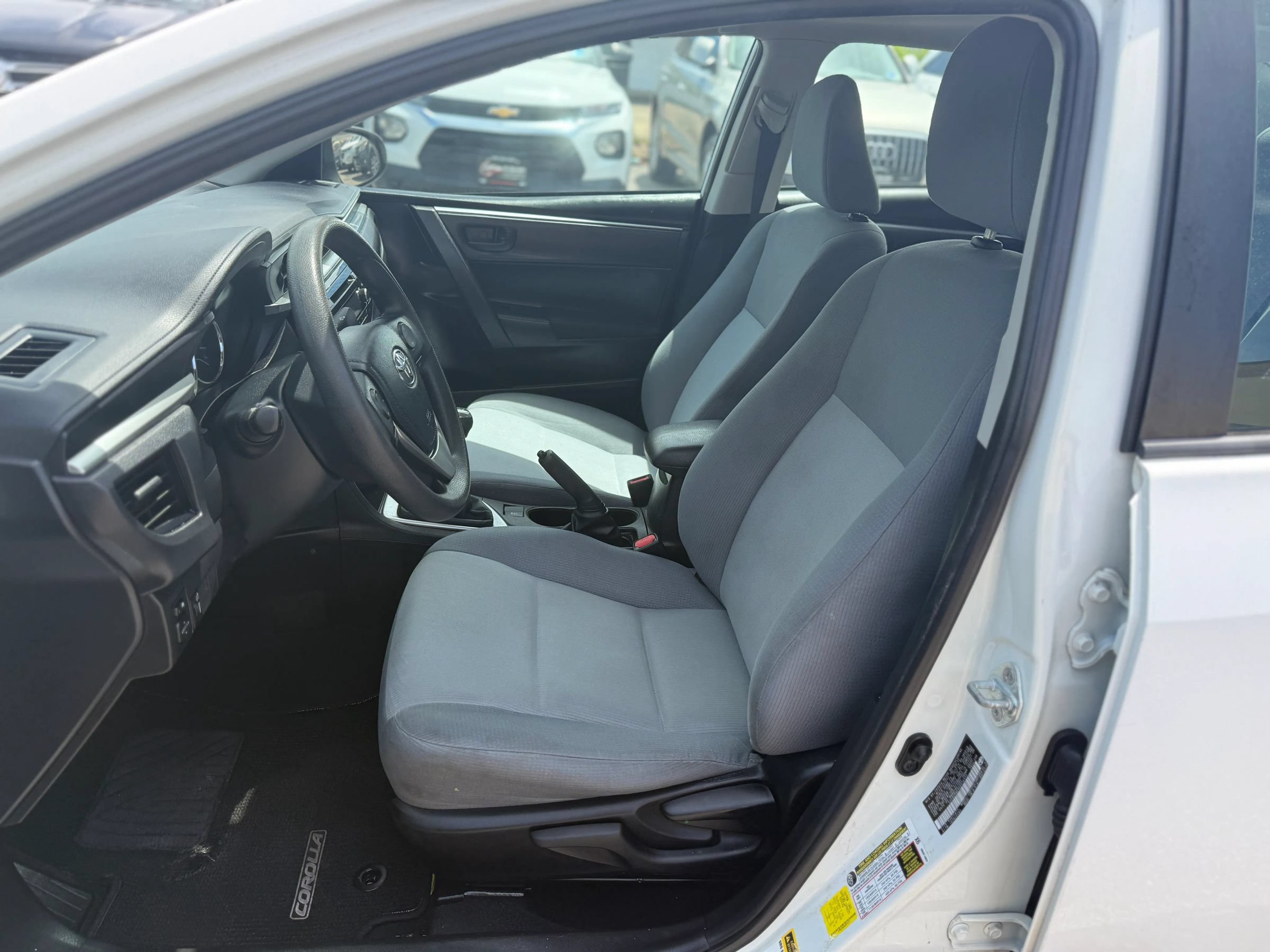 Used 2014 Toyota Corolla L FWD image 14