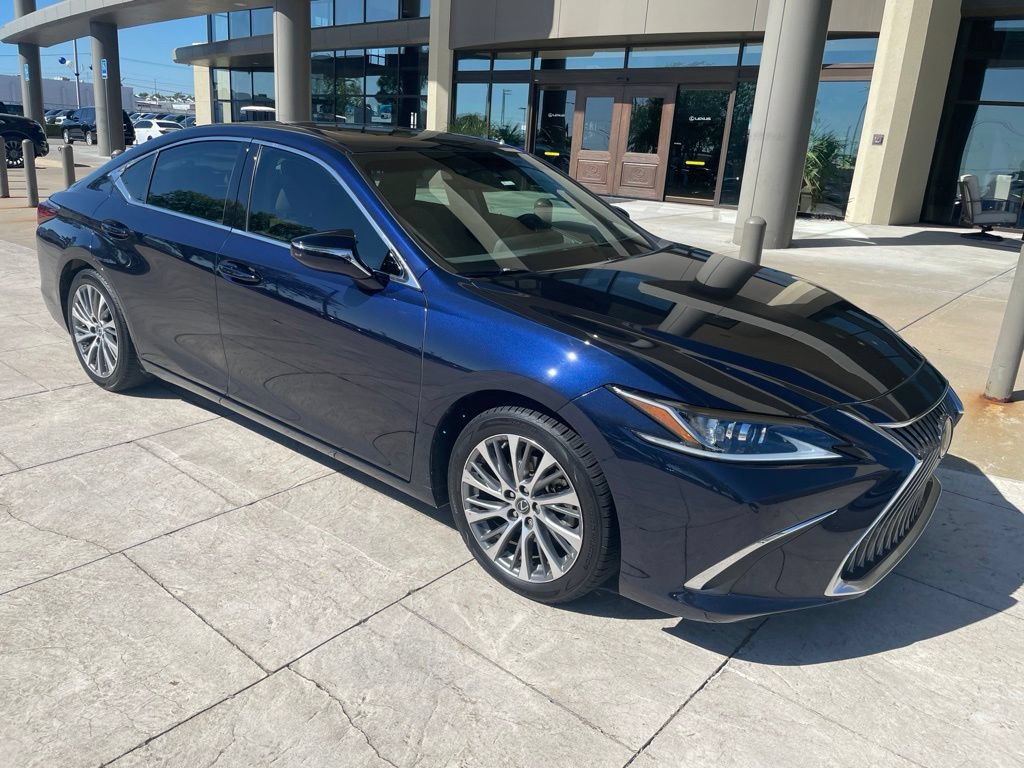 Certified 2020 Lexus ES 350 w/ Premium Package FWD image 2