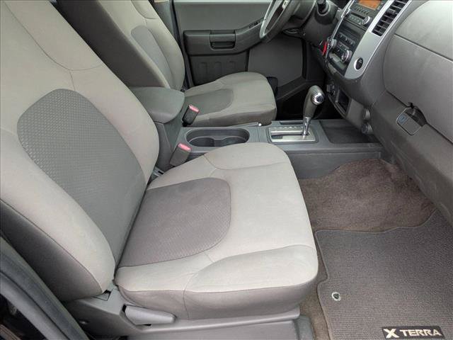 Used 2015 Nissan Xterra X AWD/4WD image 18