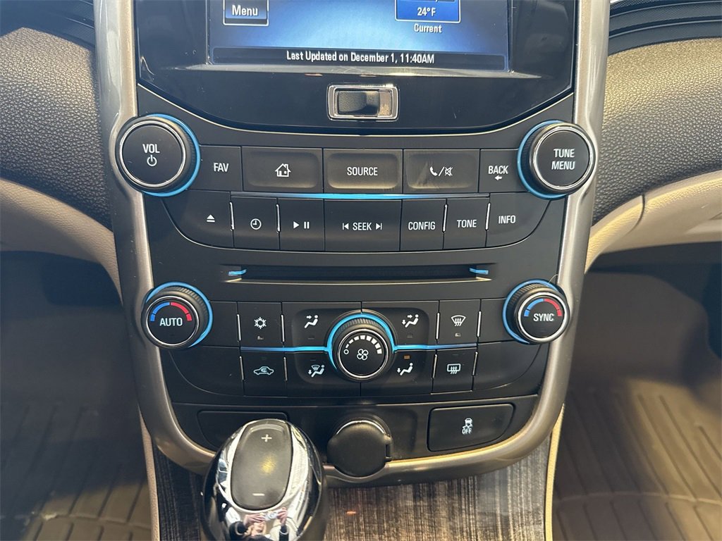 Used 2014 Chevrolet Malibu LT image 16