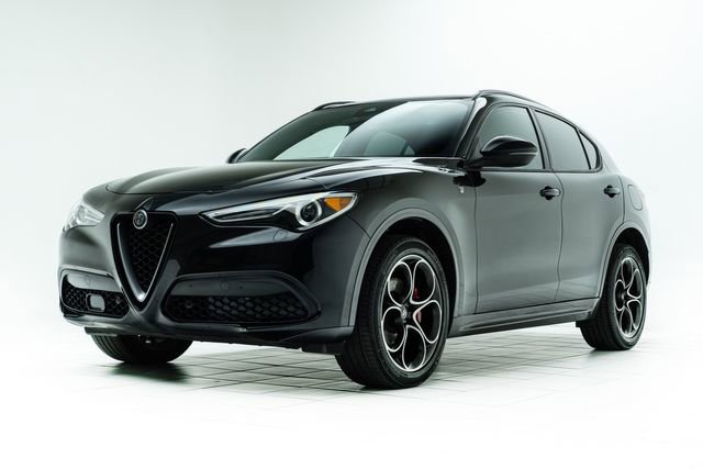 Used 2022 Alfa Romeo Stelvio Ti image 8