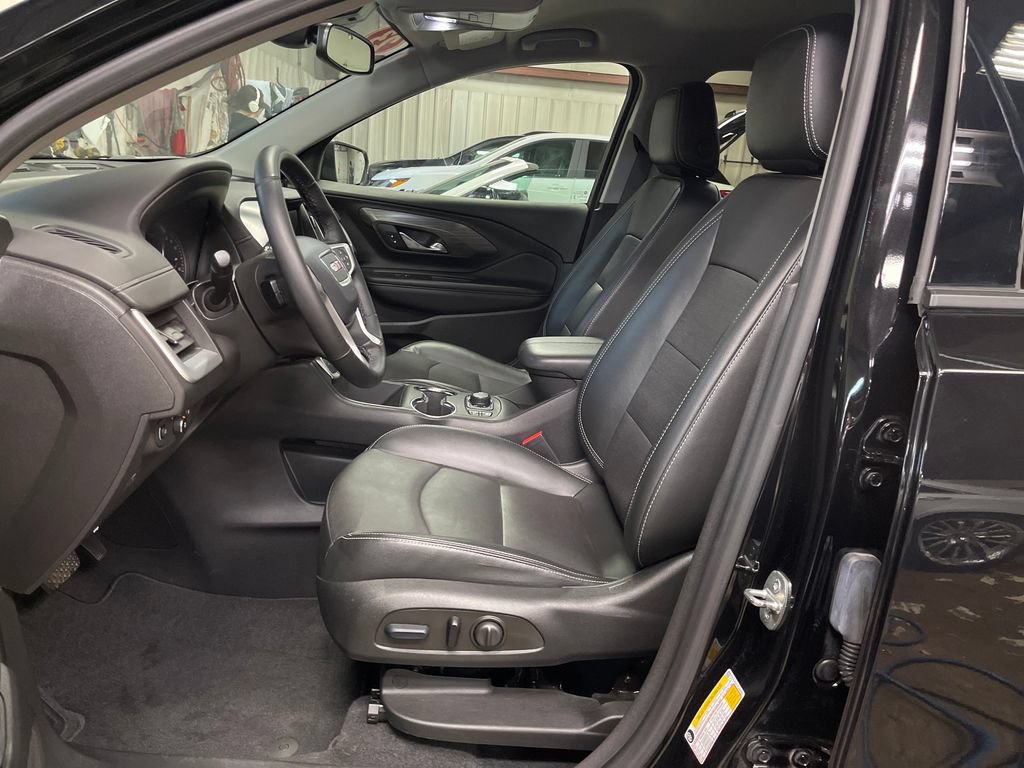 Used 2023 GMC Terrain SLT w/ Elevation Edition AWD/4WD image 14