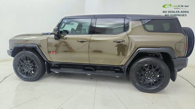 Used 2025 GMC Hummer EV 2X w/ LPO, Sport Package AWD/4WD image 4