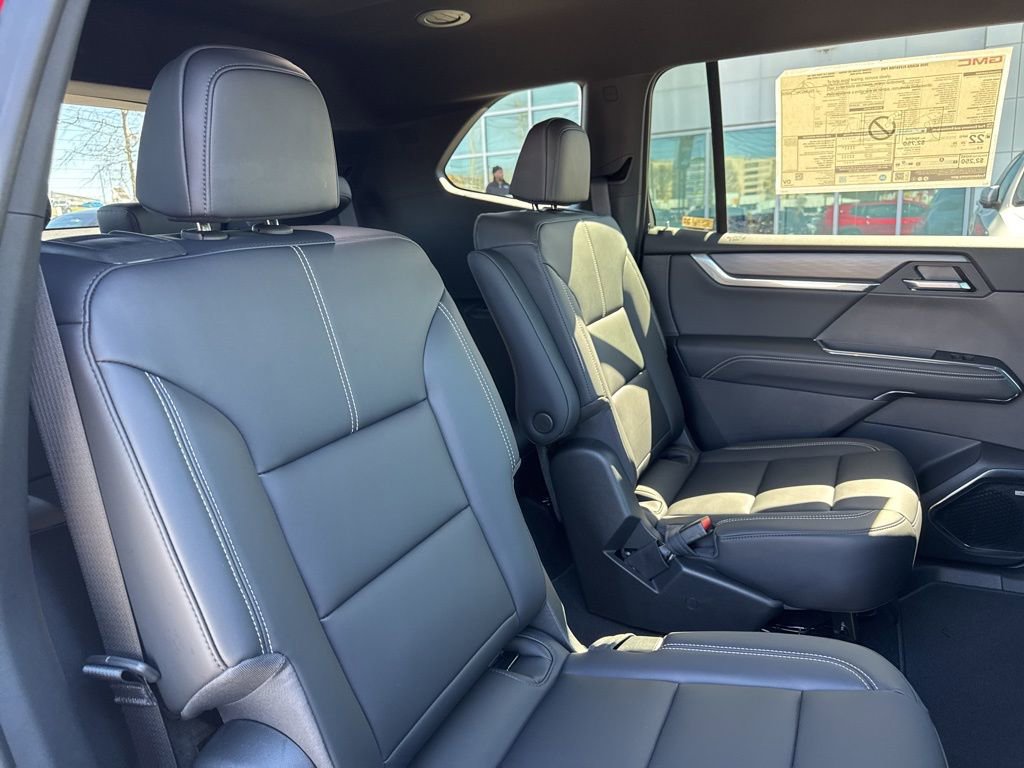 New 2026 GMC Acadia Elevation w/ Black Edition image 32