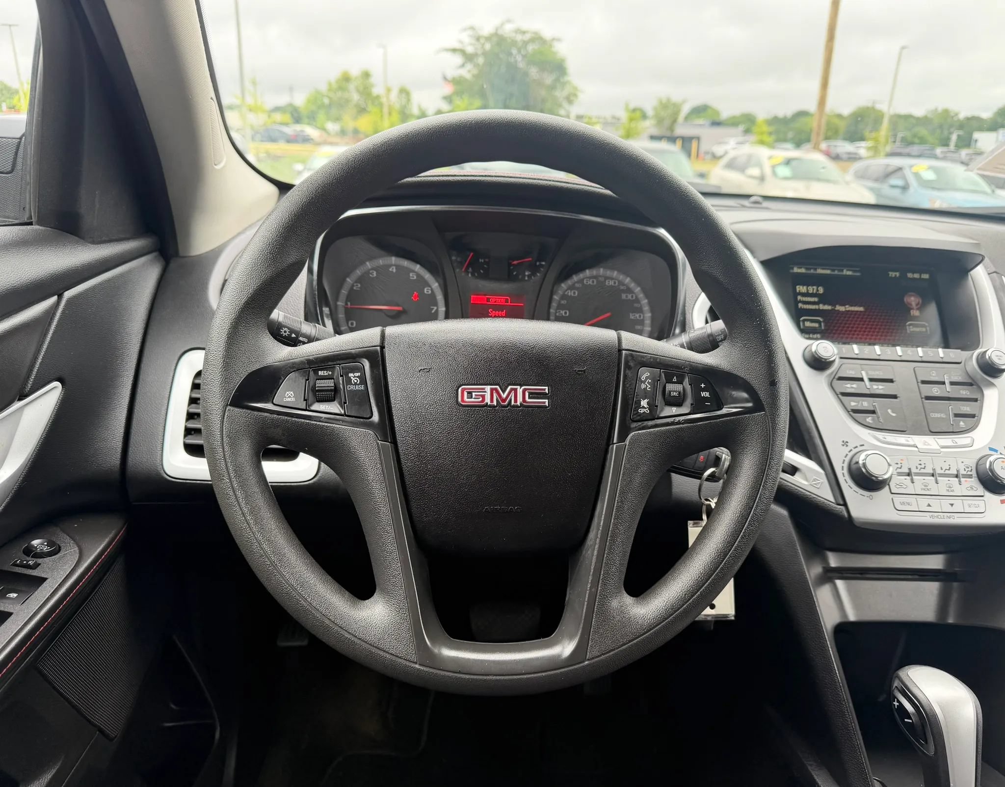 Used 2015 GMC Terrain SLE FWD image 13