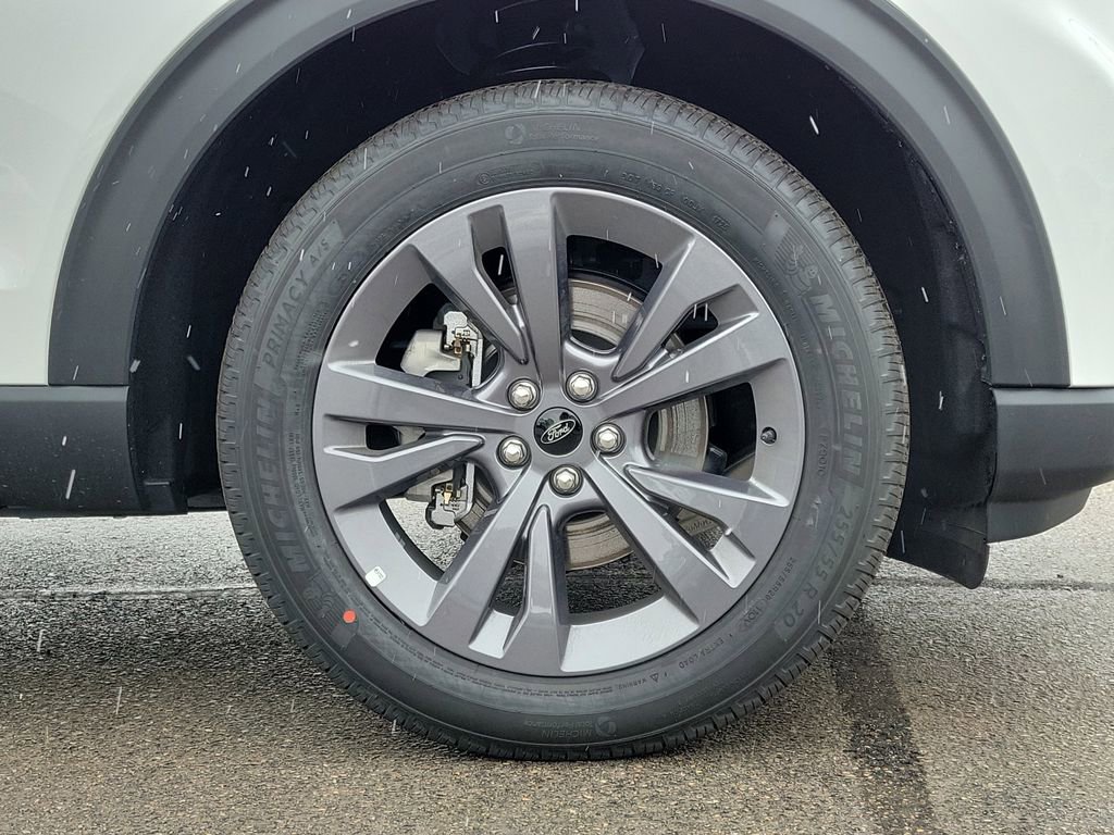 New 2025 Ford Explorer Active w/ Active Comfort Package image 9