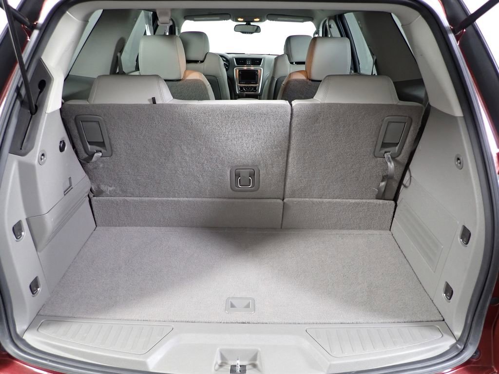 Used 2015 GMC Acadia SLT image 17