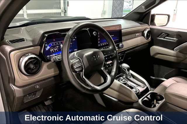 Used 2024 Chevrolet Colorado ZR2 w/ ZR2 Convenience Package III AWD/4WD image 24