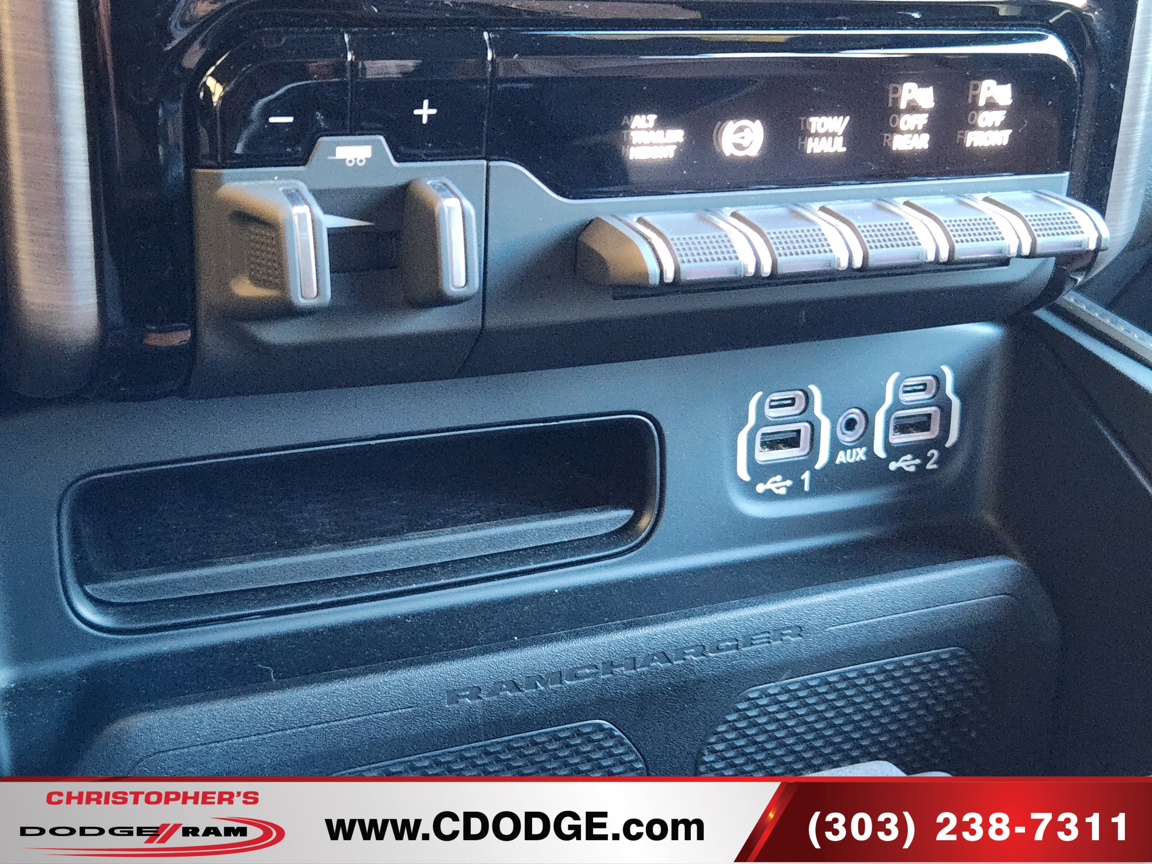 Used 2024 RAM 2500 Limited w/ Safety Group AWD/4WD image 28