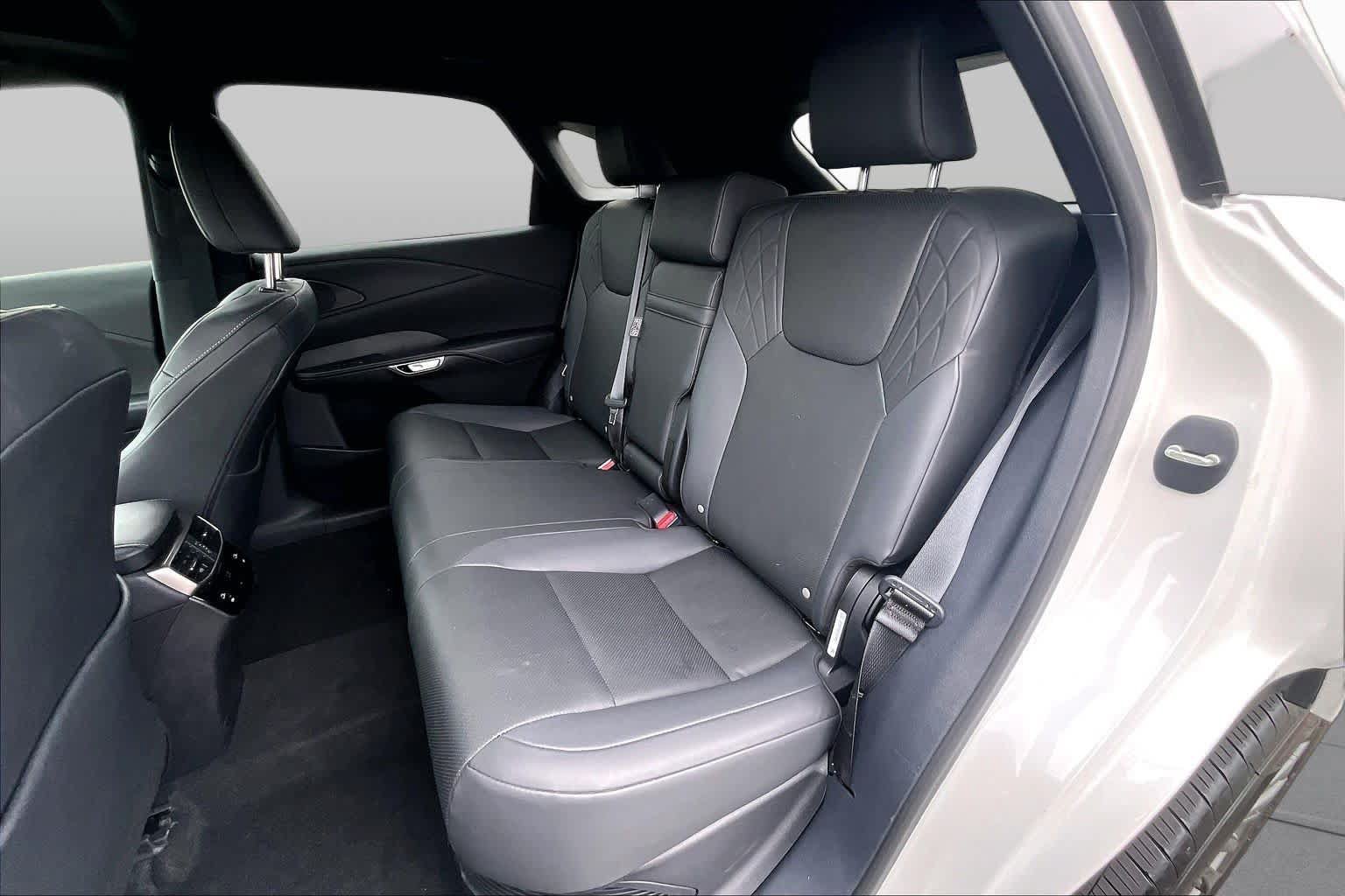 Used 2025 Lexus RX 350h w/ Convenience Package AWD/4WD image 20