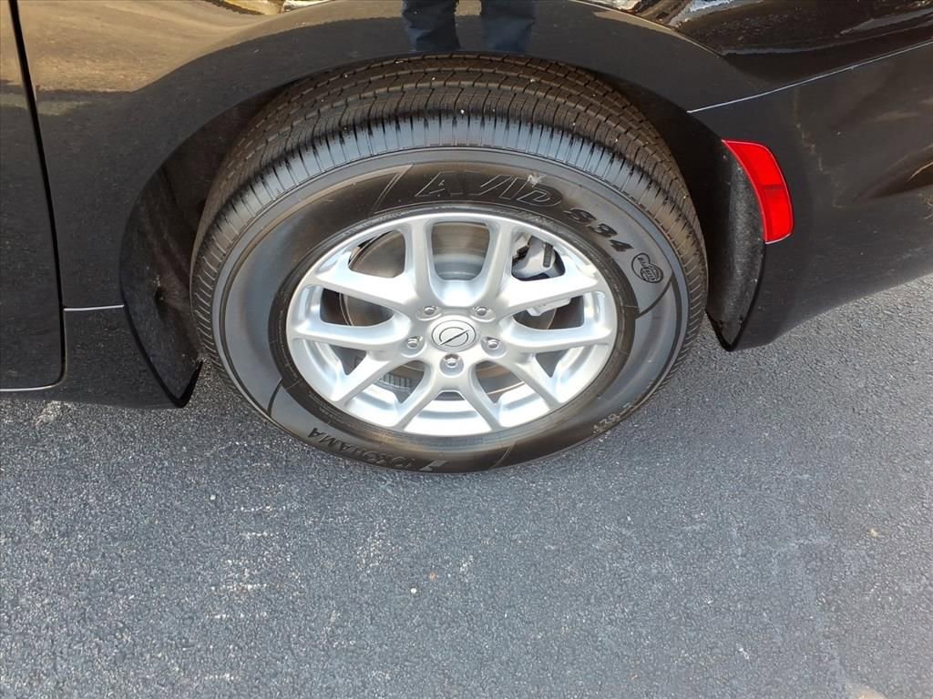 New 2026 Chrysler Pacifica Select image 8