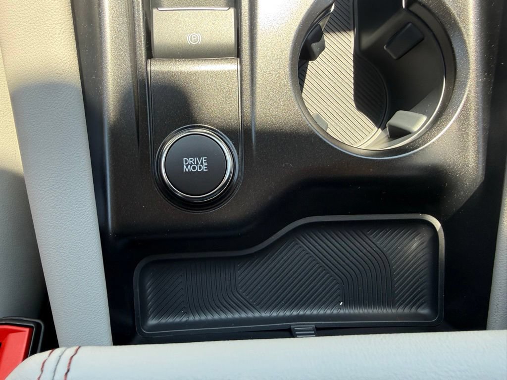 New 2026 Ford Explorer Active w/ Active Comfort Package AWD/4WD image 28
