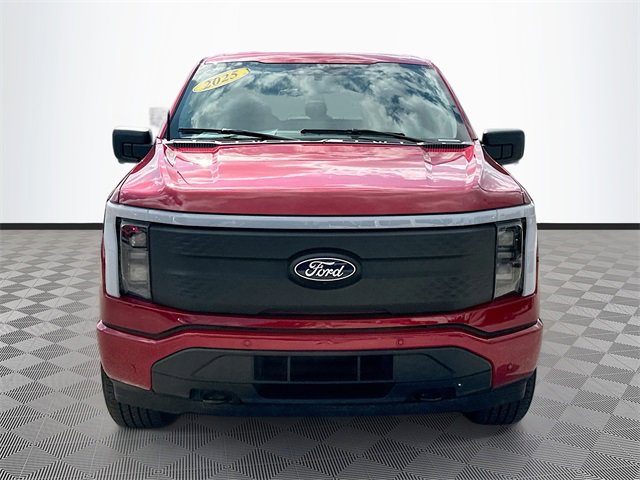 Used 2025 Ford F150 Lightning Flash image 2