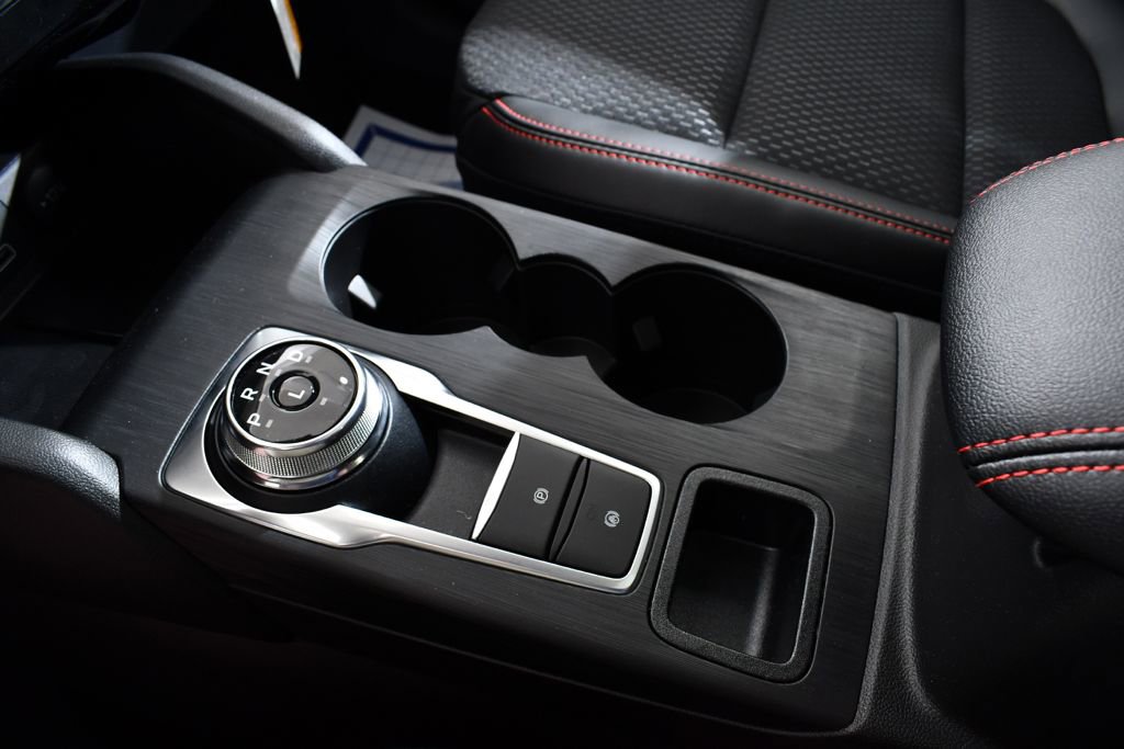 New 2025 Ford Escape ST-Line Select w/ Tech Pack #1 AWD/4WD image 31