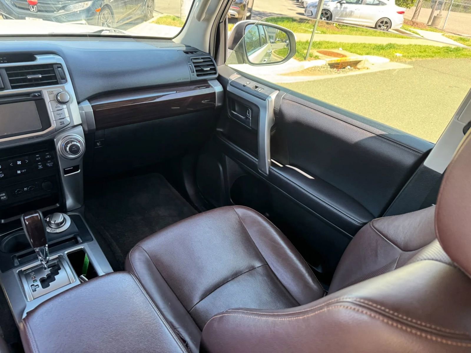 Used 2017 Toyota 4Runner Limited image 38