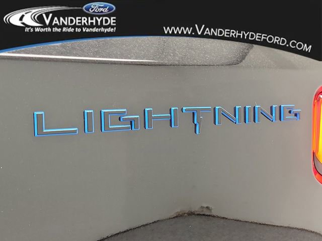 New 2025 Ford F150 Lightning Flash image 7