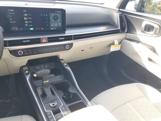 New 2026 Kia Sorento S w/ S Panoramic Sunroof Package image 12