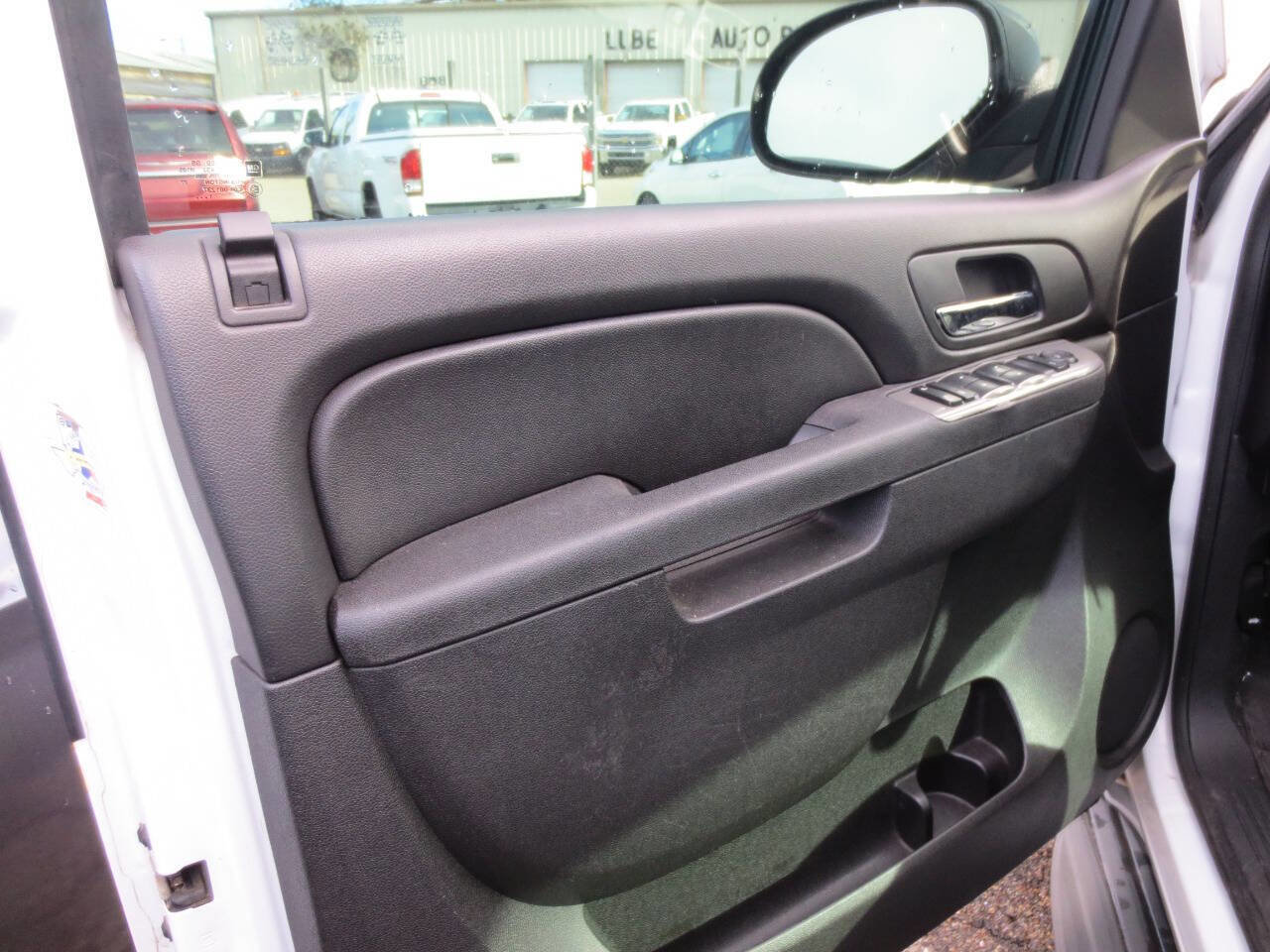 Used 2012 Chevrolet Tahoe Police 4x2 4dr SUV image 11