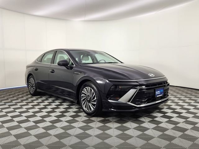 Certified 2025 Hyundai Sonata SEL FWD image 6