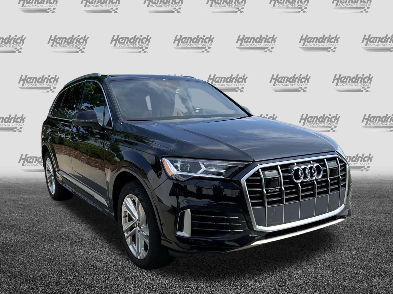 Used 2021 Audi Q7 3.0T Premium Plus AWD/4WD image 2