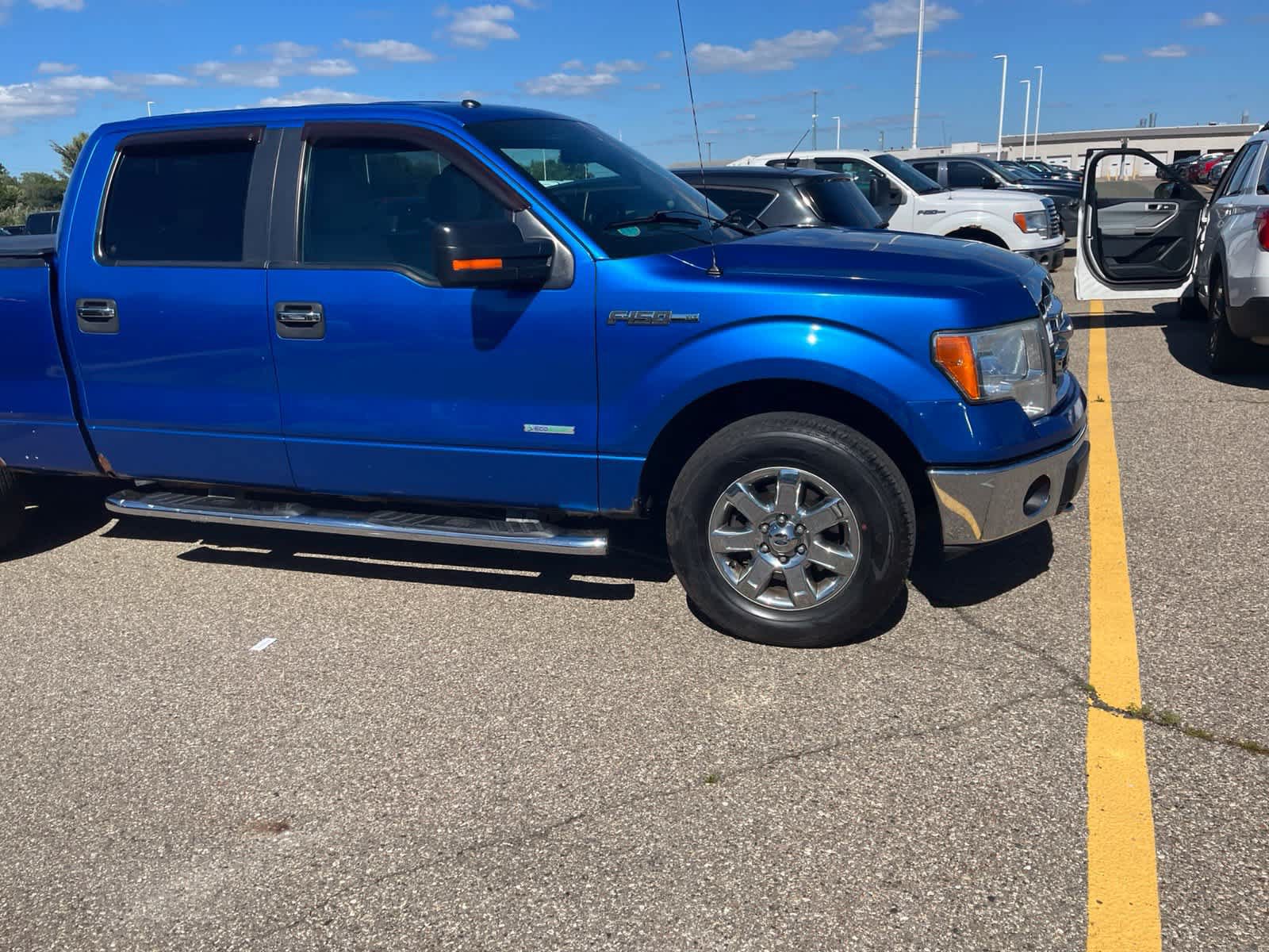 Used 2014 Ford F150 XLT w/ Equipment Group 302A Luxury AWD/4WD image 17
