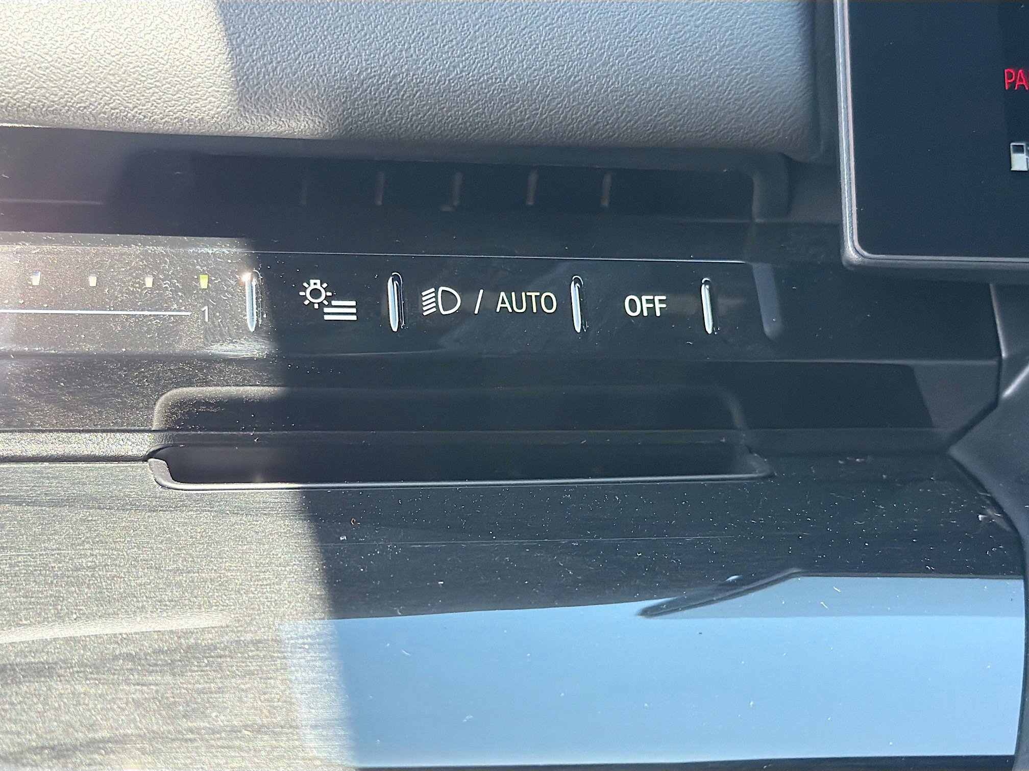 New 2026 BMW 530i RWD image 36